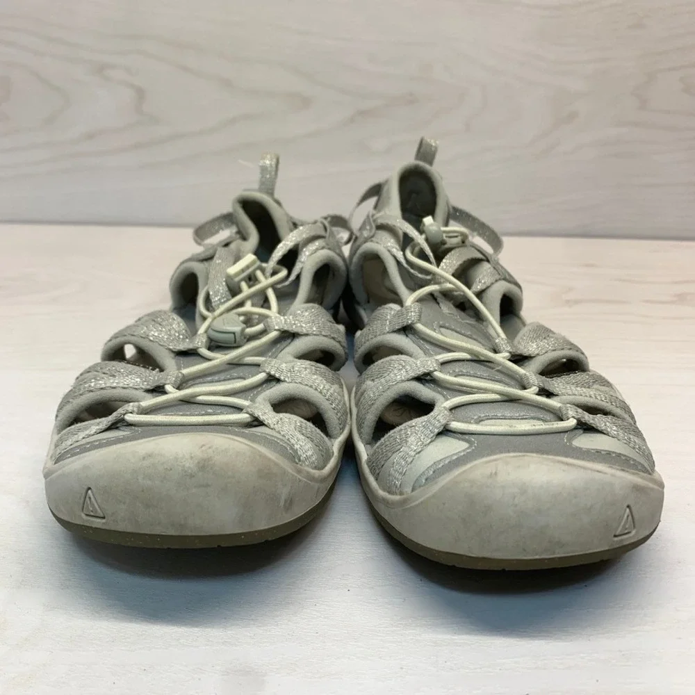 Keen Girls 5 Rose Sandal Metallic Silver Shimmer Hiking Water Shoe 1016360‎